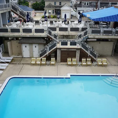 Windjammer Motor Inn-2